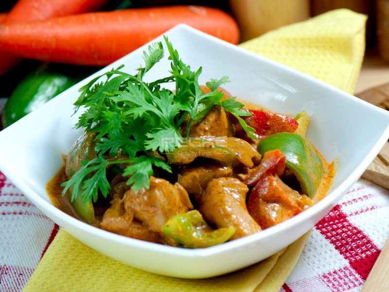 CHICKEN CURRY (AFRICAN STYLE)